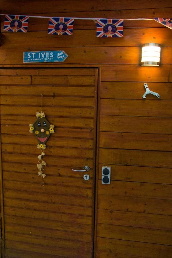 Mycozyplace - Zwei Gemuetliche Zimmer Fuer Vier Dresden Exteriör bild
