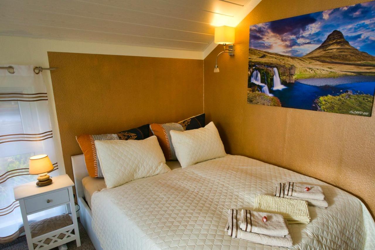Mycozyplace - Zwei Gemuetliche Zimmer Fuer Vier Dresden Exteriör bild